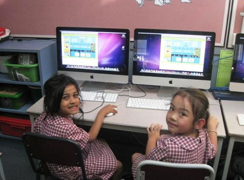 Holy Eucharist Primary - Education VIC 1