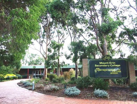 Mount Erin College - Education VIC 2