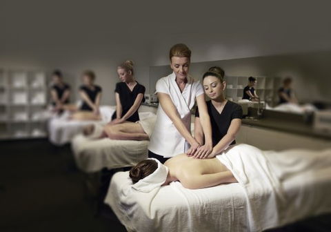 The French Beauty Academy - Education VIC 1
