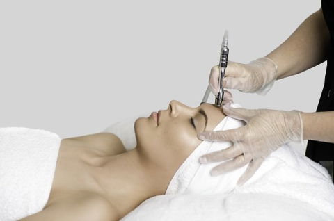 The French Beauty Academy - Education VIC 2