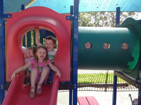 Central Gardens Childcare - Education VIC 4